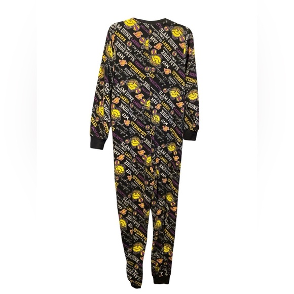 Los Angeles Lakers themed, full-body, printed, black and yellow pajama onesie. - Picture 3 of 6